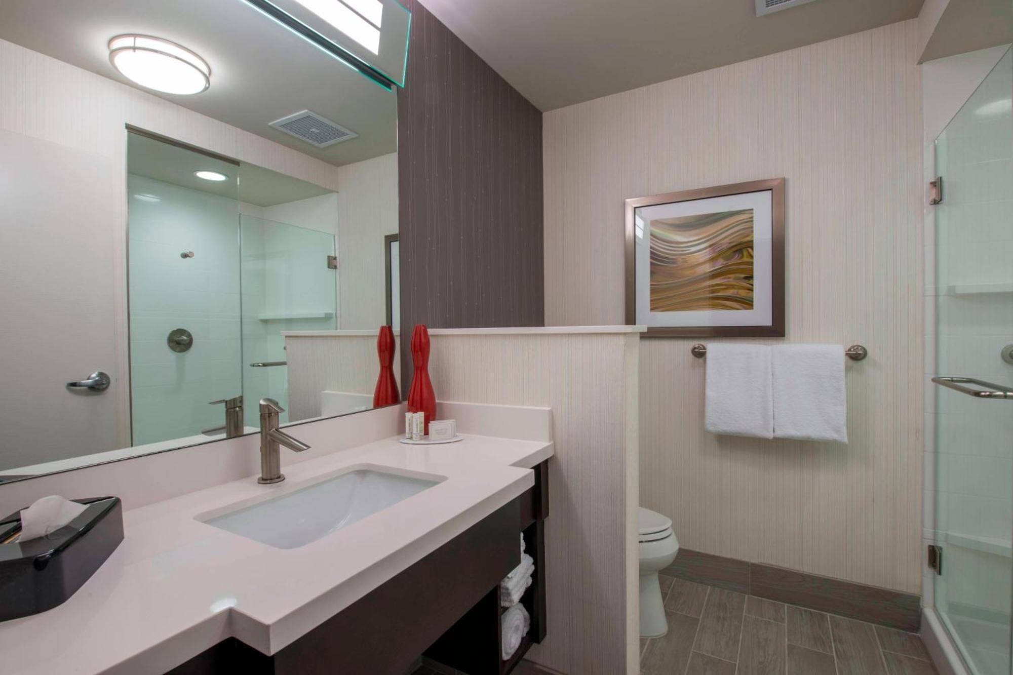 Courtyard By Marriott Columbus Hotel Exterior foto